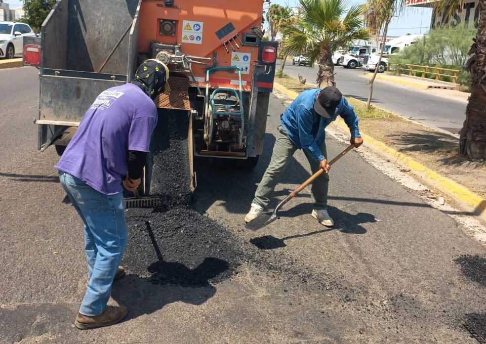 Avanza el municipio con bacheo y limpieza de drenes ante temporada de ...