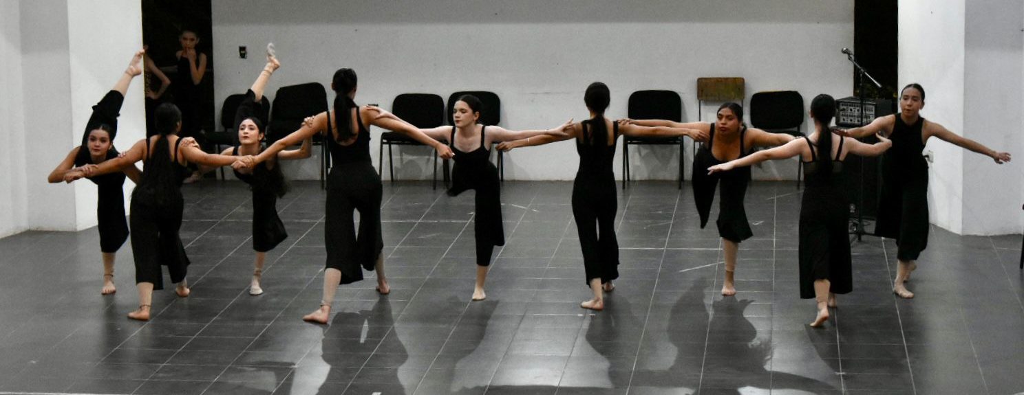 Interdance Con éxito se presenta Interdance Estrella Hubbard en “Tardes en el ...